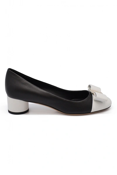 Ferragamo Ivrea Pumps In Black