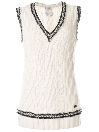 Pre-owned Chanel 2005 Fray-trimming Knitted Vest In White