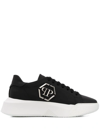 Philipp Plein Logo Plaque Low Top Sneakers In Black