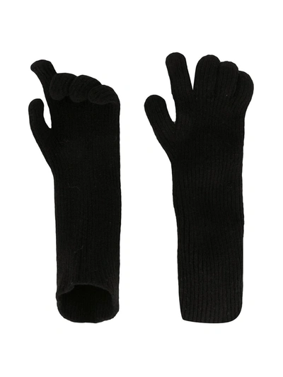 Julius Knitted Fitted Gloves In Black