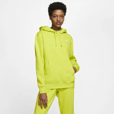 Nike Sportswear Essential Fleece Hoodie In Green