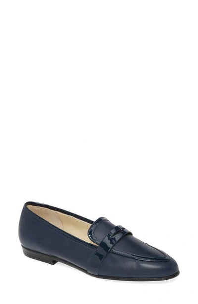 Amalfi By Rangoni Oreste Loafer In Navy Leather