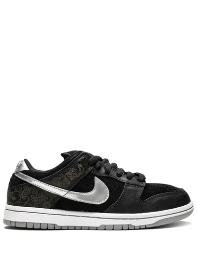 Nike Dunk Low Premium Sb Sneakers In Black