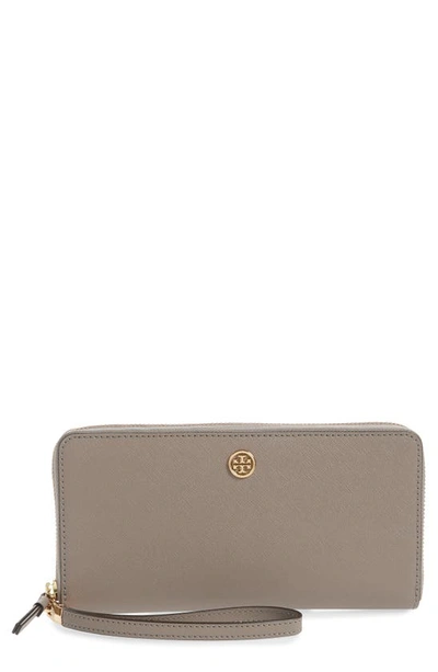Tory Burch Robinson Leather Passport Continental Wallet In Gray Heron