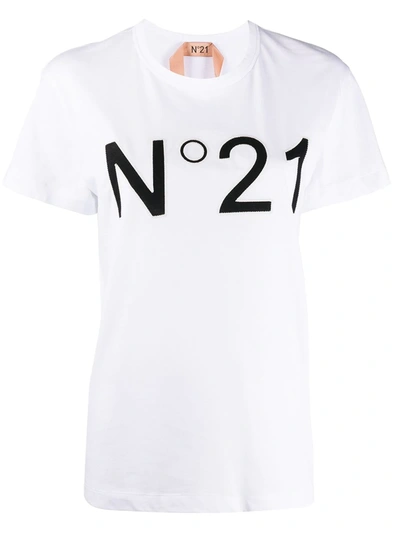 N°21 Embossed Logo T-shirt In White