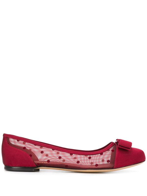 salvatore ferragamo women's varina scalloped ballet flats