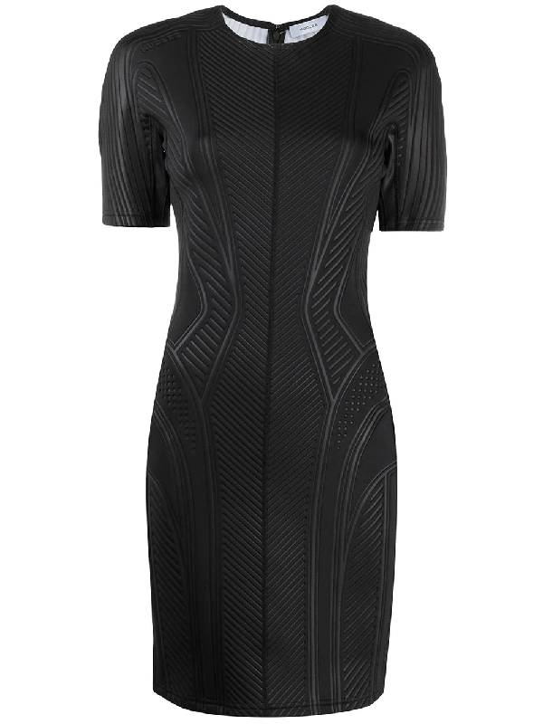 black fitted cocktail dress