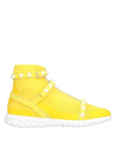 Valentino Garavani Sneakers In Yellow