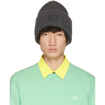 Acne Studios Pansy S Face Ribbed-knit Beanie Hat In Charcmel