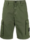 Stone Island Logo Patch Cargo Shorts In Green