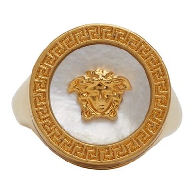 Versace Gold Medusa Pearl Ring In D01tr Gold