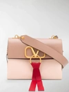 Valentino Garavani Small Vring Shoulder Bag In Pink