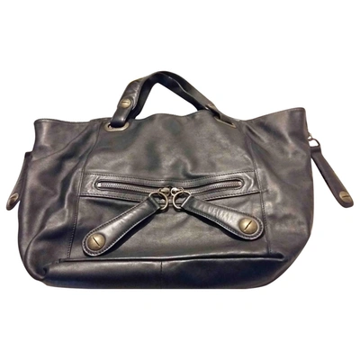 Pre-owned Gerard Darel Tote Flower Black Leather Handbag
