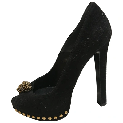 Pre-owned Alexander Mcqueen Black Suede Heels