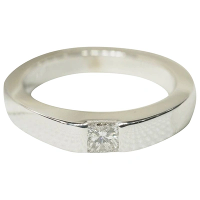 Pre-owned Cartier Tank White Gold Ring In Silver