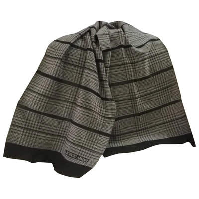 Pre-owned Giorgio Armani Wool Scarf In Brown