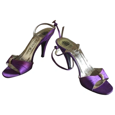 Pre-owned Rayne London Cloth Heels In Purple