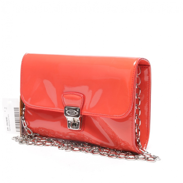 Pre-Owned Tod&#39;s Red Patent Leather Clutch Bag | ModeSens