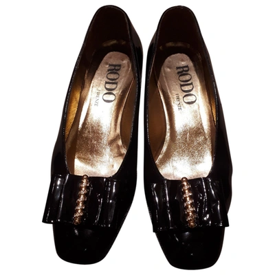 Pre-owned Rodo Patent Leather Ballet Flats In Black