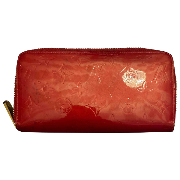 Pre-Owned Louis Vuitton Zippy Red Patent Leather Wallet | ModeSens