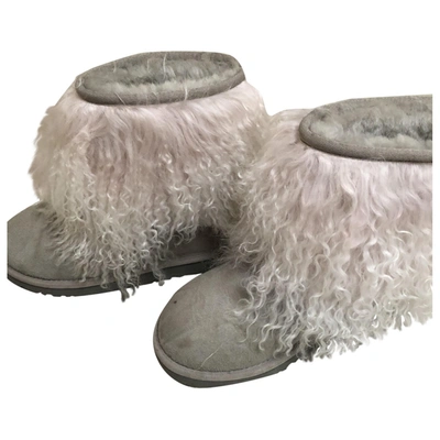 Pre-owned Ugg Snow Boots In Grey