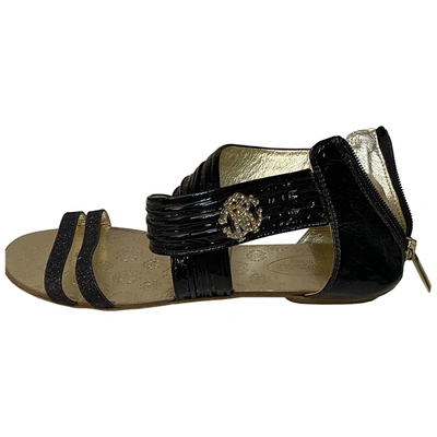 Pre-owned Roberto Cavalli Patent Leather Sandal In Black