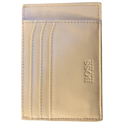 Pre-owned Hugo Boss Leather Card Wallet In Beige