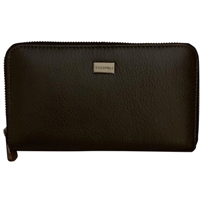 Pre-owned Coccinelle Leather Wallet In Black