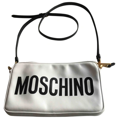 Pre-owned Moschino Leather Crossbody Bag In White