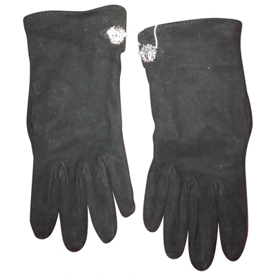 Pre-owned Versace Gloves In Black