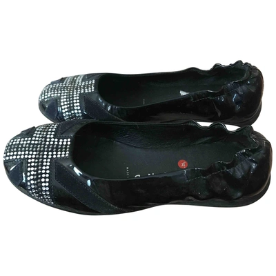 Pre-owned John Richmond Patent Leather Ballet Flats In Black