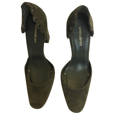 Pre-owned Vanessa Bruno Khaki Suede Heels