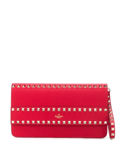 Valentino Garavani Rockstud Clutch Bag In Red
