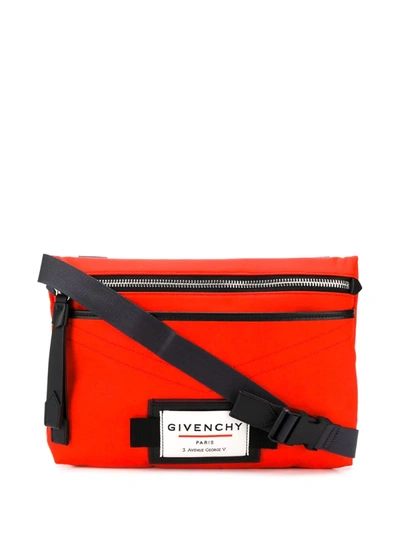 Givenchy Downtown 扁平斜挎包 In Red