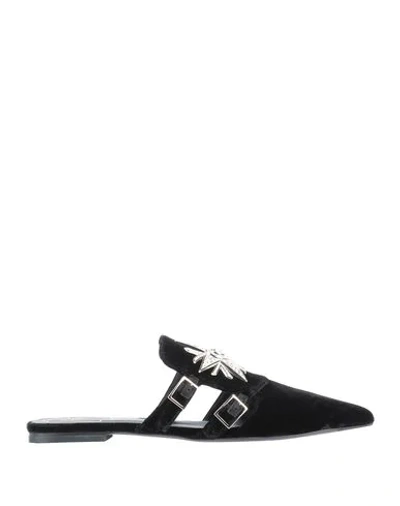 Roger Vivier Mules & Clogs In Black