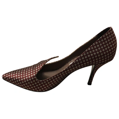 Pre-owned Tabitha Simmons Cloth Heels In Burgundy