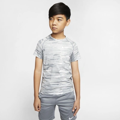 Nike Pro Big Kidsâ Short-sleeve Printed Training Top In Smoke Grey,white