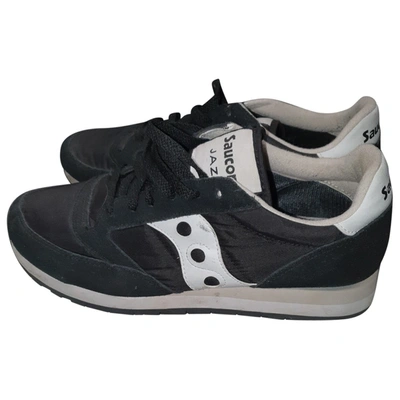 Pre-owned Saucony Low Trainers In Black