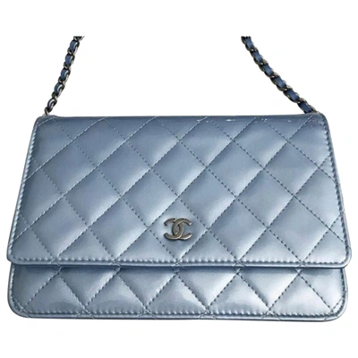 Pre-owned Chanel Wallet On Chain Blue Patent Leather Handbag