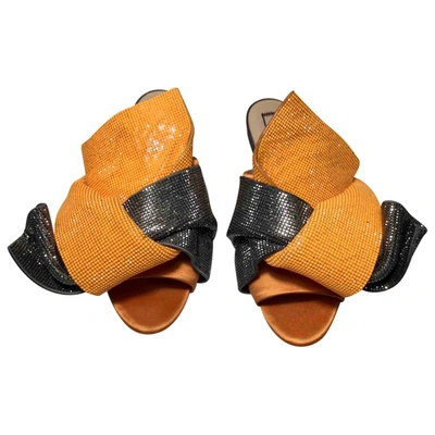 Pre-owned N°21 Orange Glitter Sandals
