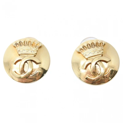 Pre-owned Chanel Cc Gold Gold Plated Earrings