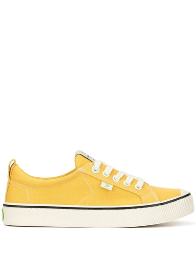 Cariuma Oca Low-top Stripe Canvas Contrast Thread Sneakers In Yellow