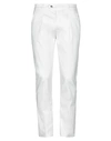 Entre Amis Pants In White