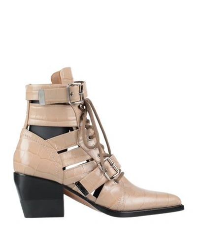 Chloé Ankle Boots In Beige