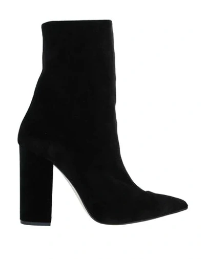 Francesca Bellavita Ankle Boots In Black