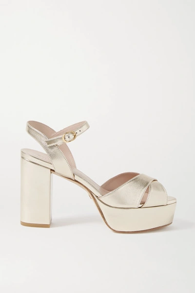 Stuart Weitzman Ivona Metallic Leather Platform Sandals In Platino