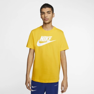 Nike Sportswear Men's T-shirt In Gold