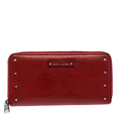 Pre-owned Marc Jacobs Red Studded Leather Zip Around Continental Wallet
