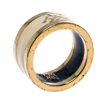 Pre-owned Ch Carolina Herrera Cream Enamel Gold Tone Band Ring Size 52