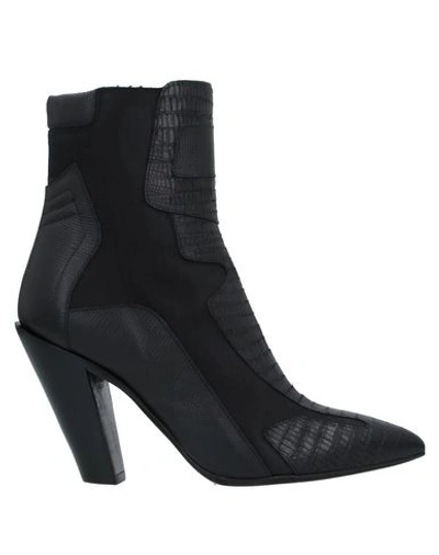 A.f.vandevorst Ankle Boots In Black